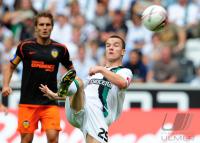 FUSSBALL 1. BUNDESLIGA, Moenchengladbach: BAUMJOHANN