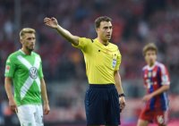 Fussball 1. Bundesliga Saison 14/15: FC Bayern Muenchen - VfL Wolfsburg