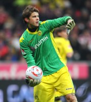 Fussball 1. Bundesliga : JUBEL Torwart Mitchell Langerak (Borussia Dortmund)