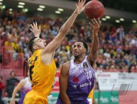 Basketball 1. Bundesliga 15/16 Hauptrunde: Walter Tigers Tuebingen - BG Goettingen