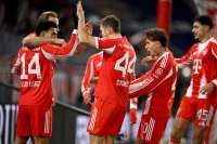 Fussball 1. Bundesliga  Saison  2025/2026  16. Spieltag FC Bayern Muenchen -  VfL Wolfsburg