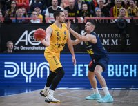 Basketball 1. Bundesliga 23/24: Tigers Tuebingen - EWE Baskets Oldenburg