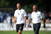 2. Fussball Bundesliga: Trainer Reiner Maurer, Co Trainer Alexander Schmidt (v. li., 1860 Muenchen)