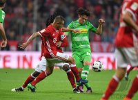 Fussball 1. Bundesliga Saison 16/17: FC Bayern Muenchen - Borussia Moenchengladbach