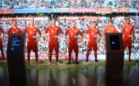 Fussball 1. Bundesliga: Die Erlebniswelt des FC Bayern Muenchen in der Allianz Arena
