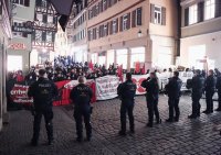Grosses Polizeiaufgebot bei einer Demo in der Tuebinger Altstadt