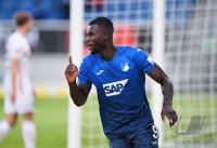 Fussball 1. Bundesliga Saison 21/22: TSG 1899 Hoffenheim - FC Augsburg
