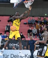 Basketball 2. Bundesliga 2021/2022: Tigers Tuebingen - Itzehoe Eagles