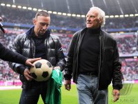 Fussball 1. Bundesliga : Franz Bulle Roth mit Franck Ribery (v. li., FC Bayern Muenchen)