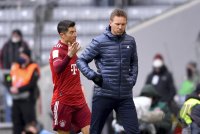 Fussball 1. Bundesliga Saison 21/22: FC Bayern Muenchen - Bayer 04 Leverkusen