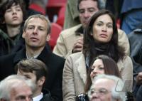 Fussball International: Juergen Klinsmann mit Ehefrau Debbie