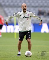 FUSSBALL  1. Bundesliga   2013/2014: Trainingsauftakt FC Bayern Muenchen