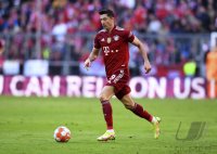 Fussball 1. Bundesliga Saison 21/22: FC Bayern Muenchen -  TSG 1899 Hoffenheim