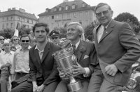 Fussball DFB Pokalfinale Saison 1968/1969: Vogel