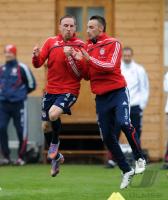 Fussball 1. Bundesliga: Franck Ribery, Diego Contento (v.li., FCB)