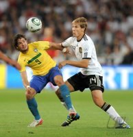 Fussball International  Testspiel:  Alexandre PATO (li, Brasilien) gegen Holger BADSTUBER (re, Deutschland)