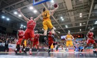 Basketball 1. Bundesliga 2012/2013:  Walter Tigers Tuebingen - FC Bayern Muenchen