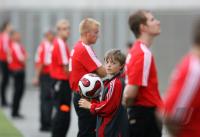 Fussball Ligapokal FC Schalke 04 - FC Bayern Muenchen