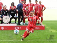 Fussball 1. Bundesliga 2017/2017: Fototermin beim FC Bayern Muenchen