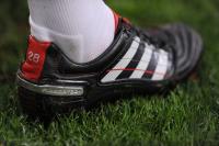 FUSSBALL   CHL 09/10  Neuer Adidas Predator Fussball Schuh