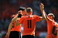 FUSSBALL INTERNATIONAL: Mark VAN BOMMEL, Arjen ROBBEN (v. li., Holland)