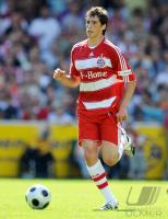 Fussball 1. Bundesliga: FC Bayern Muenchen, SOSA am Ball