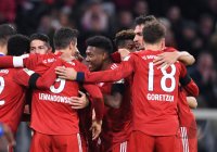 Fussball 1. Bundesliga Saison 18/19: FC Bayern Muenchen - FC Schalke 04