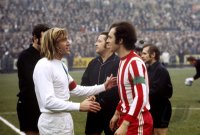 Fussball Gladbach - Bayern: Netzer, Beckenbauer