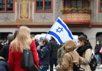 Juedisches Gebet zum Sabbat auf dem Marktplatz in Tuebingen