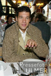 FUSSBALL FC Bayern Muenchen Wies`n Besuch 2002 Ballack