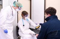 Corona: Container Ambulanz Tuebingen, Covid 19 Versorgung auf dem Tuebinger Festplatz