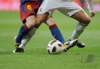 FUSSBALL International Primera Division 10/11:  Real Madrid - FC Barcelona