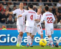FUSSBALL SERIE A:  Zlatan Ibrahimovic , Mark Van Bommel, Ignazio Abate , Antonio Nocerino (v. li., AC Mailand)
