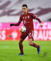 Fussball 1. Bundesliga Saison 21/22: FC Bayern Muenchen - Borussia Moenchengladbach