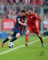 FUSSBALL INTERNATIONAL CHL HALBFINALE 12/13: FC Bayern Muenchen - FC Barcelona