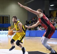 Basketball 2. Bundesliga 21/22: VfL Kirchheim Knight - Tigers Tuebingen