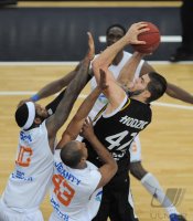 Basketball  1. Bundesliga  11/12  Walter Tigers Tuebingen - BBC Bayreuth