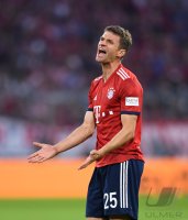 Fussball 1. Bundesliga Saison 18/19: FC Bayern Muenchen - Borussia Moenchengladbach