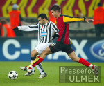 Fussball UCL: Galatasary - Juventus, Zweikampf