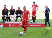 Fussball 1. Bundesliga 2017/2017: Fototermin beim FC Bayern Muenchen