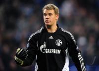 FUSSBALL UEFA CUP: Schalke, NEUER