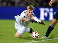 FUSSBALL 1. Bundesliga 2014/2015: Torwart Sebastian Eberle (Paulaner Traumelf)