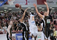 Basketball  1. Bundesliga  11/12  Walter Tigers Tuebingen - BBC Bayreuth
