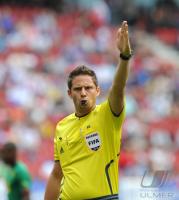 FUSSBALL INTERNATIONAL: Schiri Harald Lechner