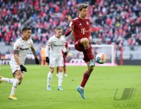 Fussball 1. Bundesliga Saison 21/22: FC Bayern Muenchen - Bayer 04 Leverkusen