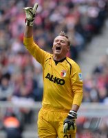 Fussball 1. Bundesliga  Saison  2012/2013: Torwart Alexander Manninger (FC Augsburg)