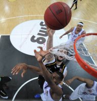 Basketball 1. Bundesliga 2011/2012:  Walter Tigers Tuebingen - BG Goettingen
