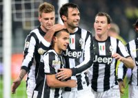 FUSSBALL SERIE A: Bendtner Nicklas, Giovinco Sebastian, Vucinic Mirko und Stephan Lichtsteiner (v. li., Juventus Turin)