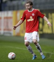 Fussball: 1. Bundesliga Saison 2010/2011: FSV Mainz 05, Schuerrle am Ball