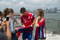 FUSSBALL 1. Bundesliga 14/15: Robert Lewandowski (FC Bayern Muenchen)